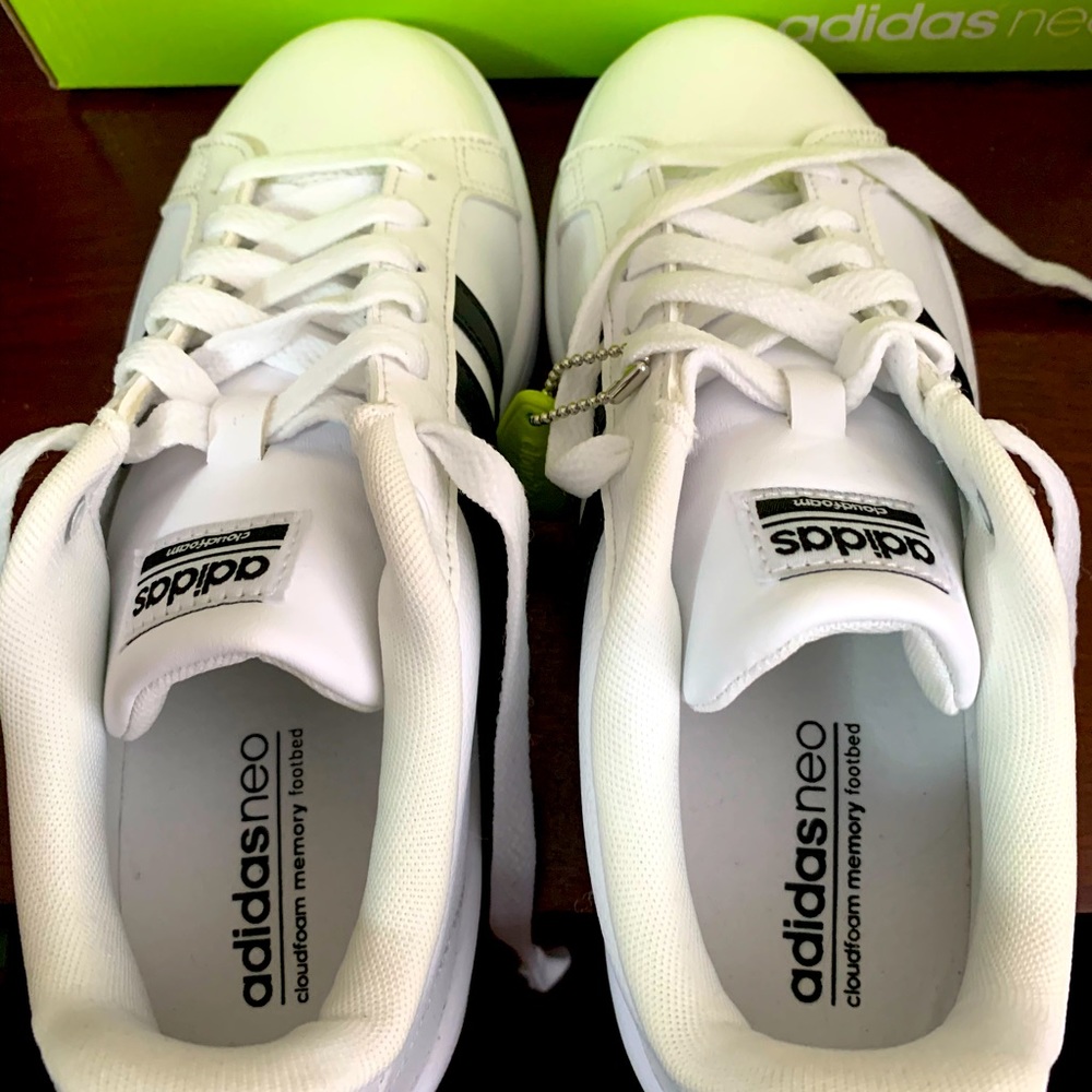 Woman Adidas Neo Sneakers